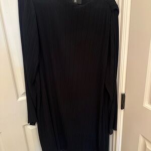 Banana Republic Black Pleated Long Sleeve Dress